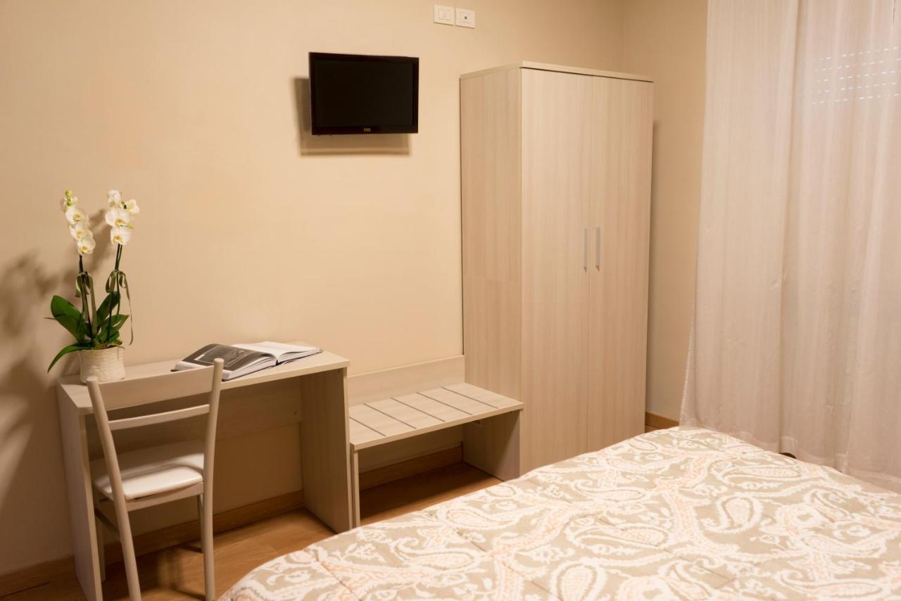 Hotel Cecco Arezzo Exteriör bild