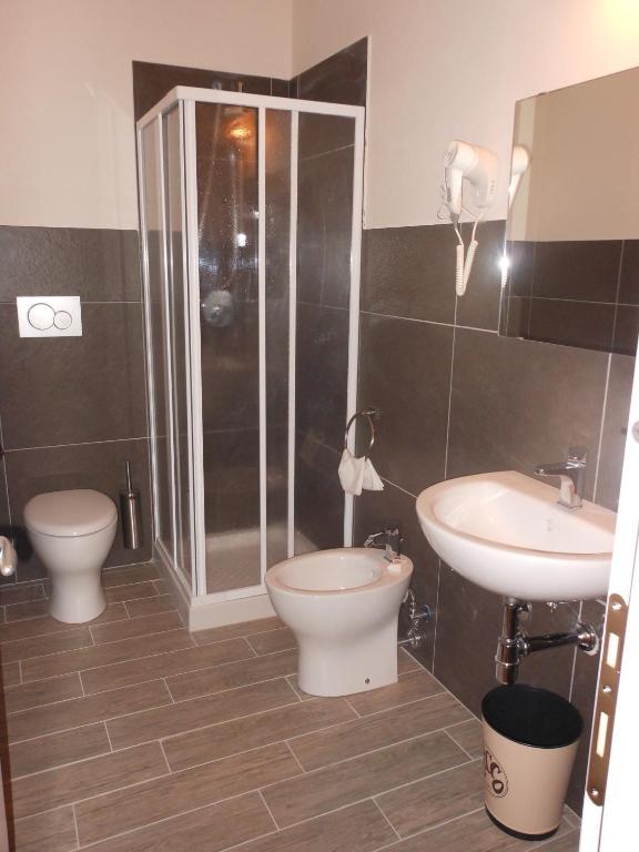 Hotel Cecco Arezzo Rum bild
